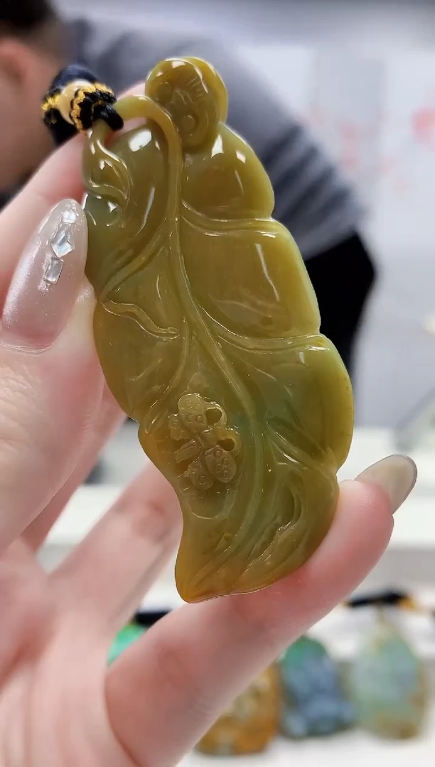 未镶嵌定制翡翠5060jw-毛货挂件21