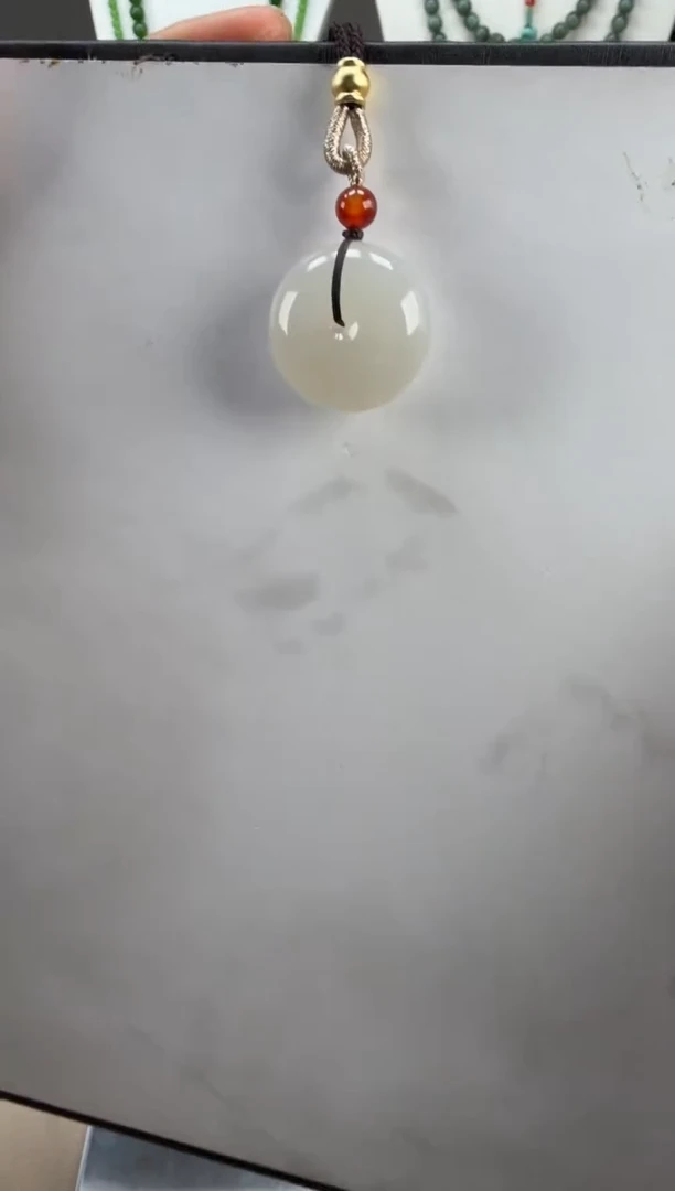 吊坠(赠链)未镶嵌和田玉平安扣