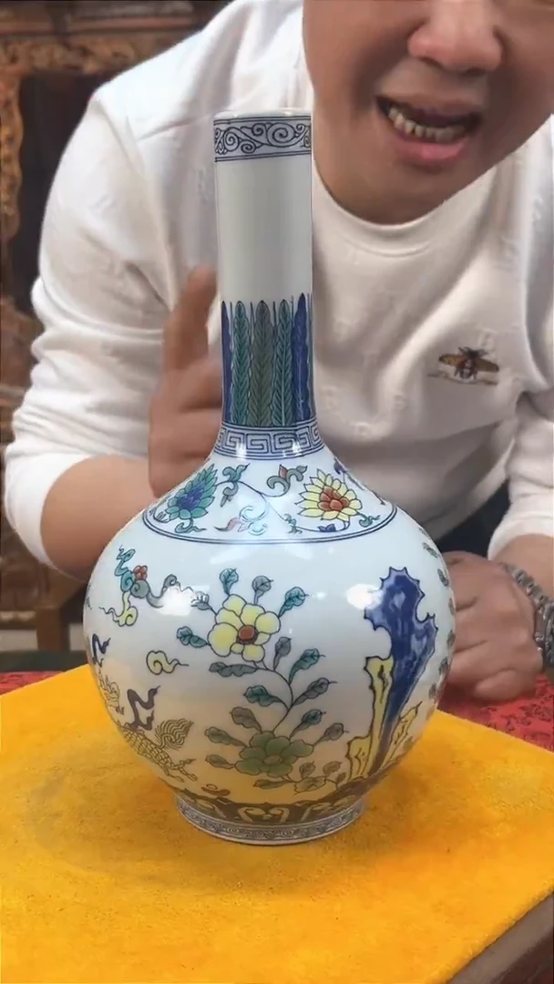 【闪购商品】瓷片266F现代工艺品一个