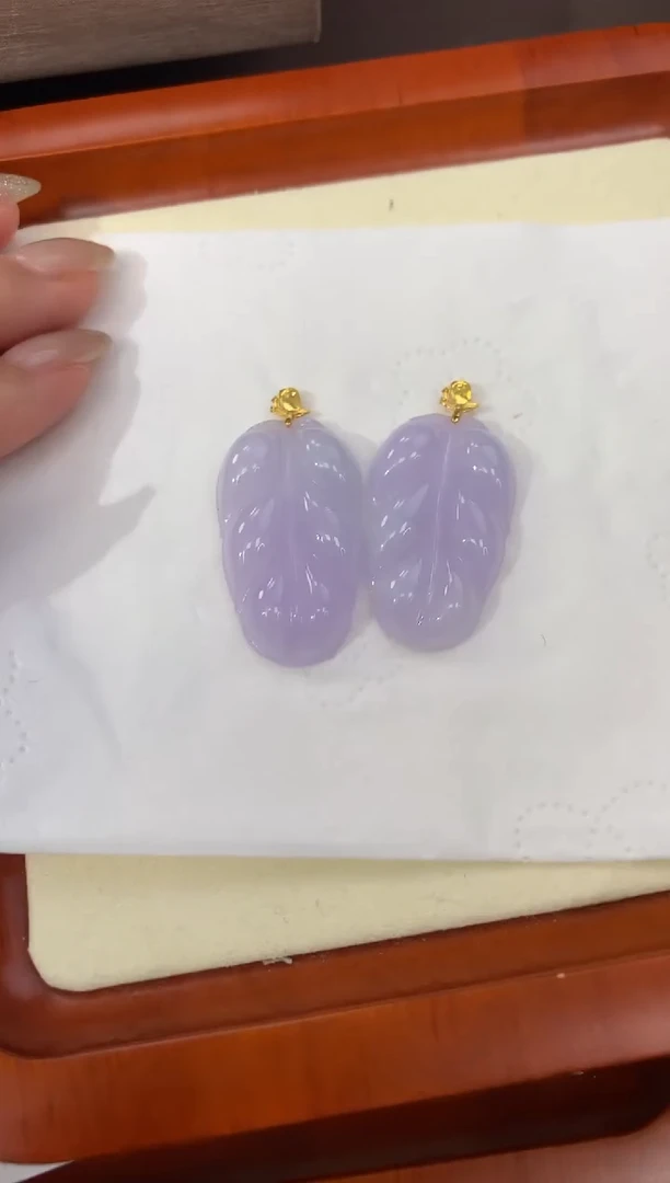 【闪购商品】翡翠颈饰18K金镶嵌天然缅甸a货翡翠(多样性发其一)