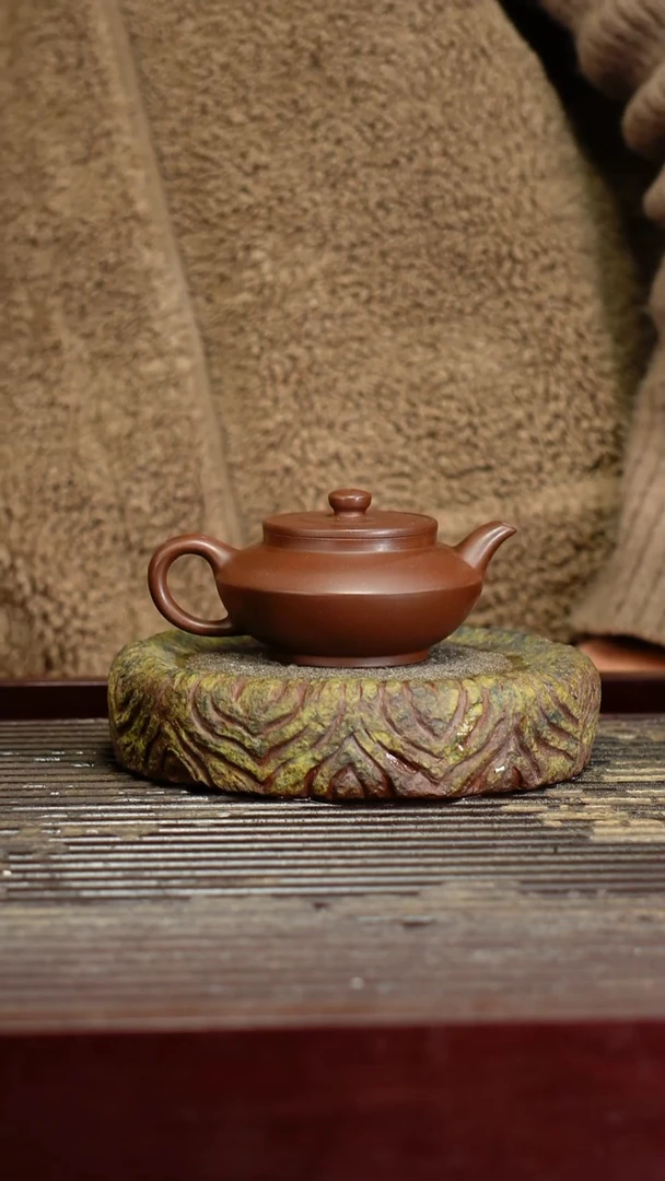 宜兴原矿紫砂壶茶壶宜兴原矿紫砂壶茶壶100C