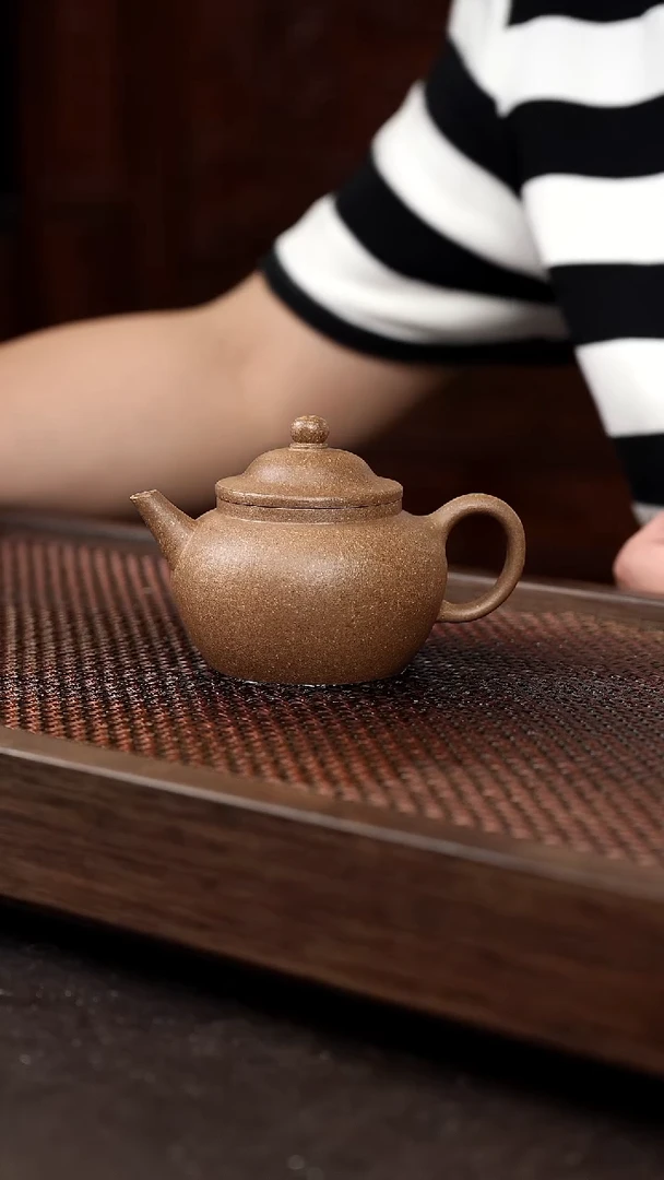 茶壶紫砂芝麻绿笠帽