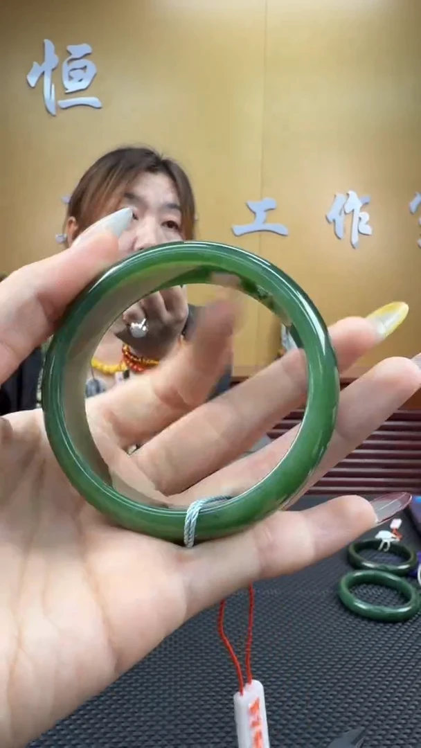 颈饰未镶嵌和田玉手镯58