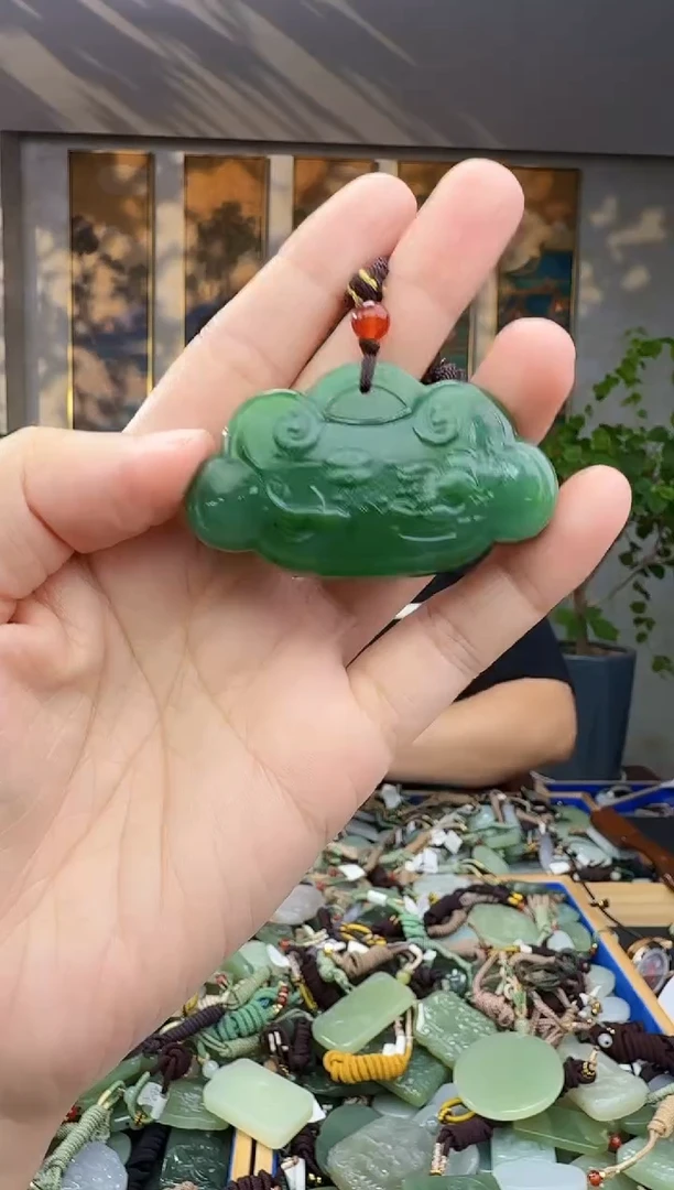 未镶嵌和田玉挂件拍一发一