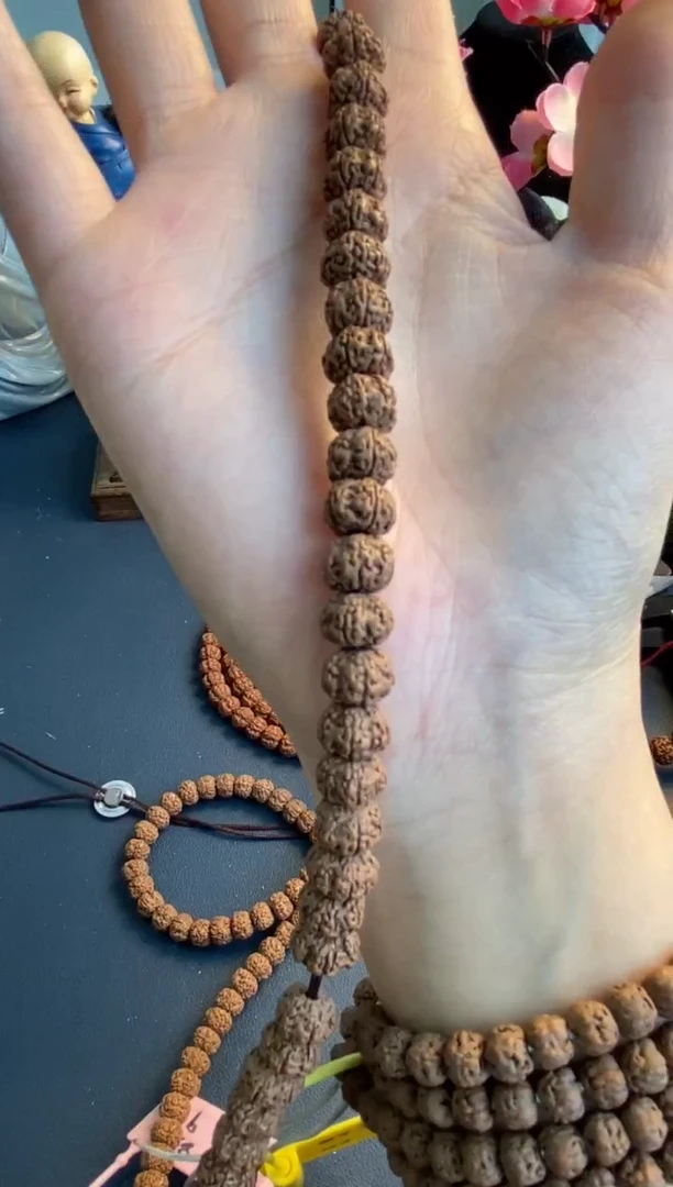 手串金刚菩提831凹底梅花长串