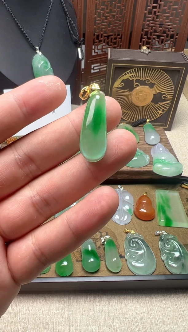 颈饰未镶嵌翡翠所见即所得，一图一物