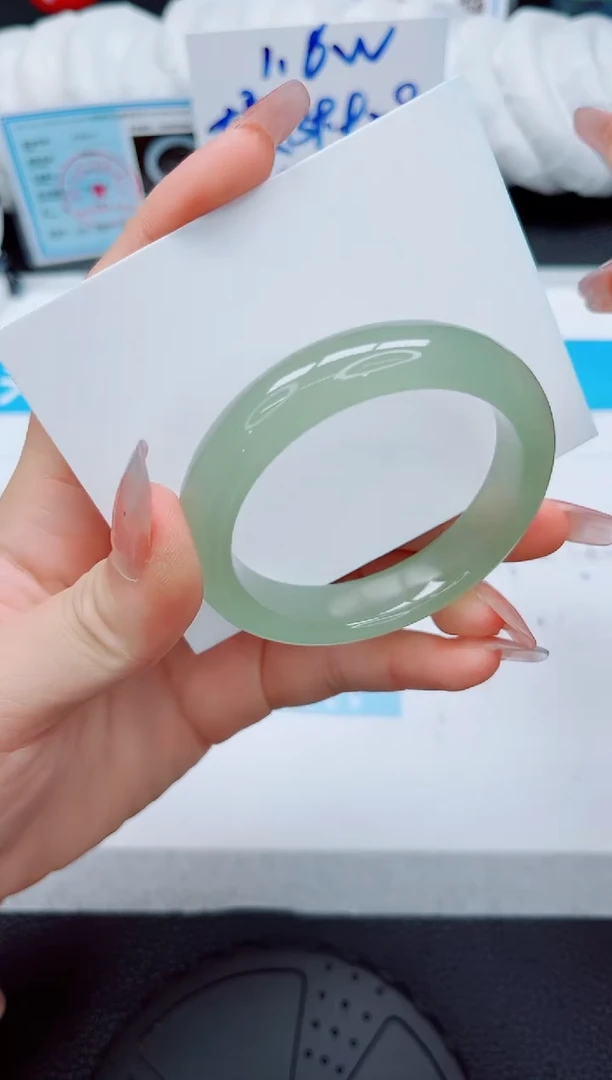 石英质玉手镯未镶嵌167-51