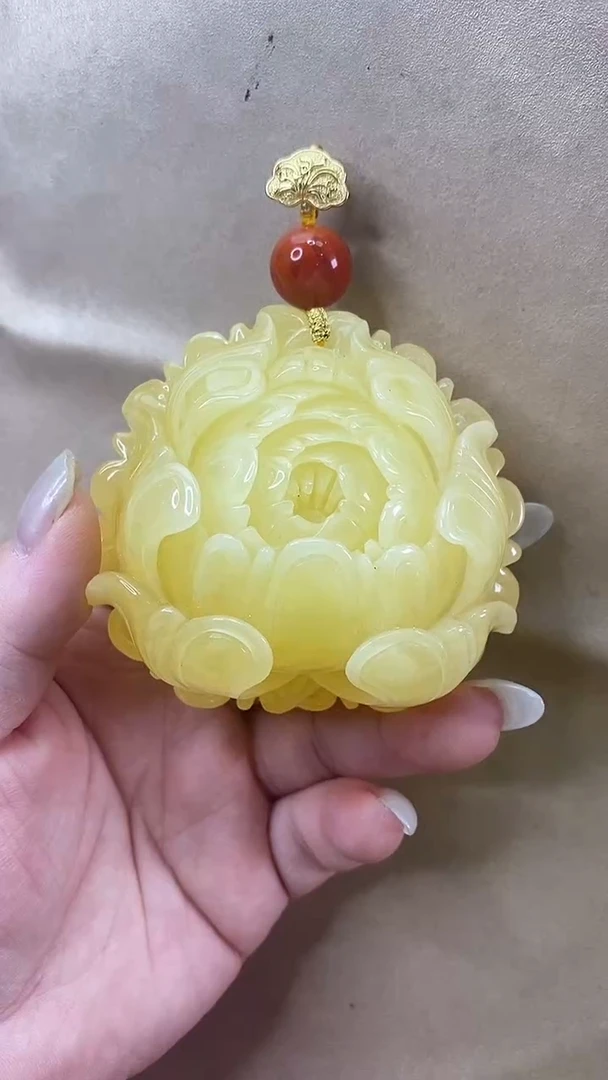 琥珀颈饰未镶嵌吊坠