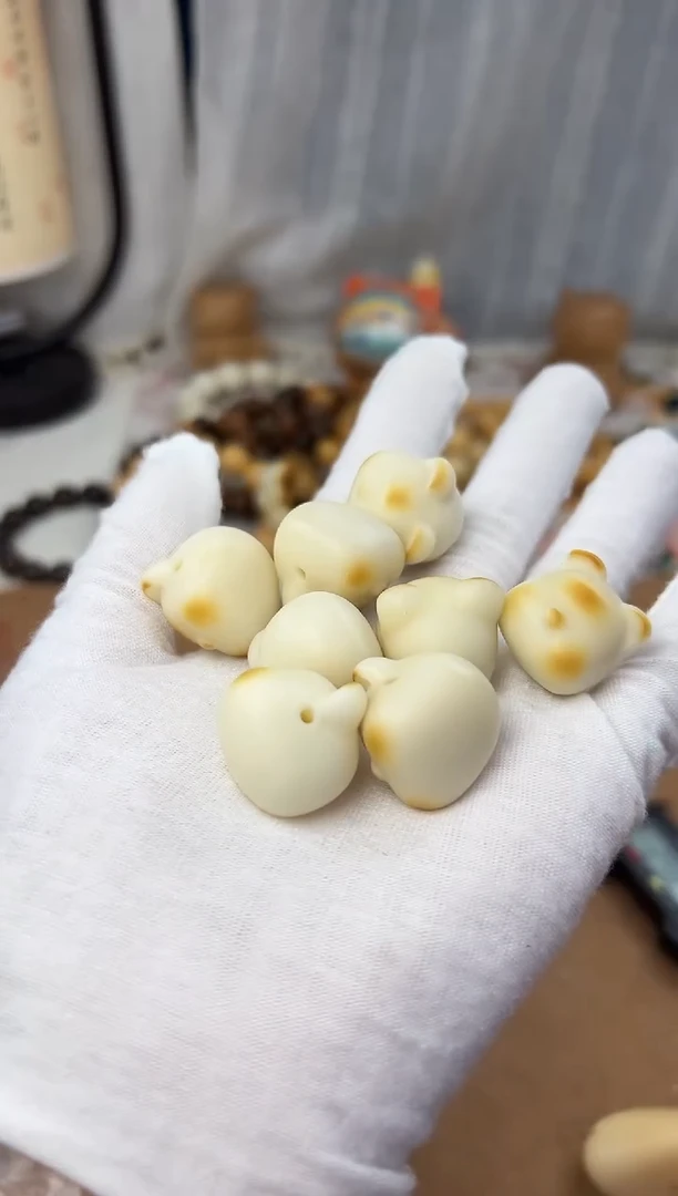 菩提根/象牙果手串牙果熊头一颗0108