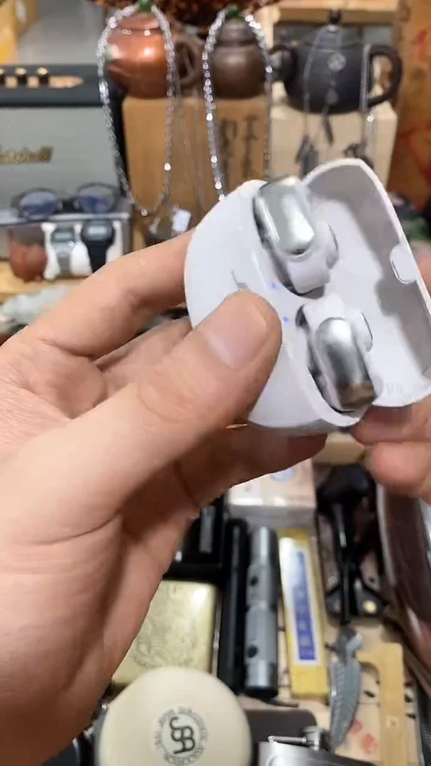 瓷片闪购商品 如图所示