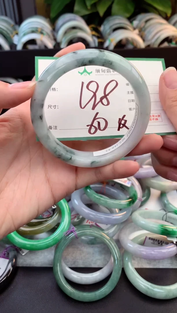 未镶嵌定制翡翠?****࿐毛货需精细抛光+多人