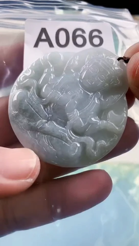 【闪购商品】翡翠挂件未镶嵌天然翡翠吊坠挂件
