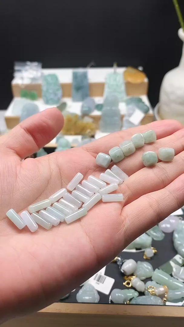 翡翠未镶嵌颈饰15DIY