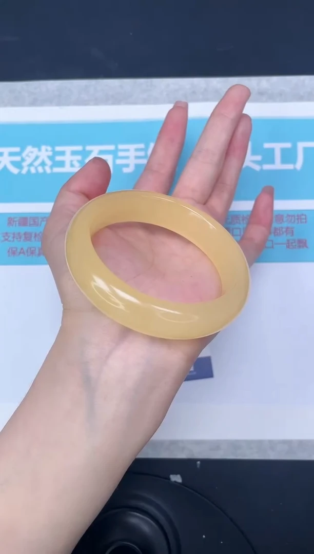 未镶嵌手镯石英质玉m174/5657
