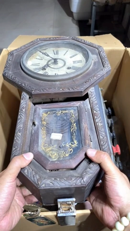 8新中古商品，瑕疵品，不保好坏。483