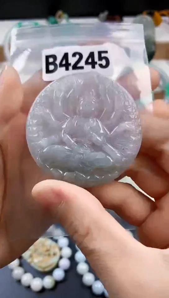 颈饰未镶嵌翡翠天然翡翠吊坠挂件