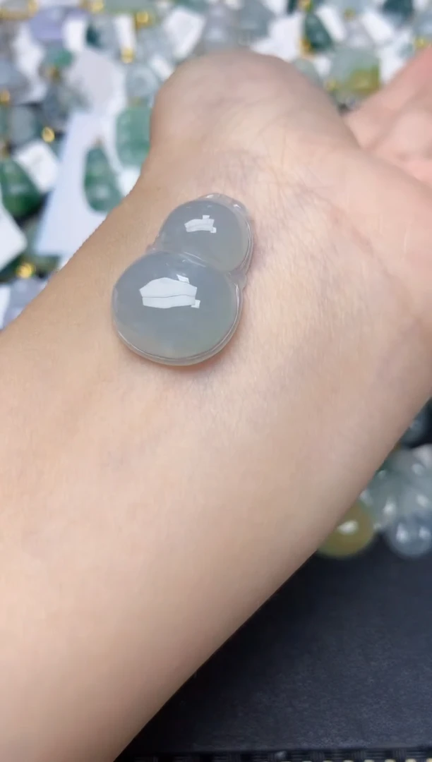 颈饰未镶嵌翡翠天然翡翠A货