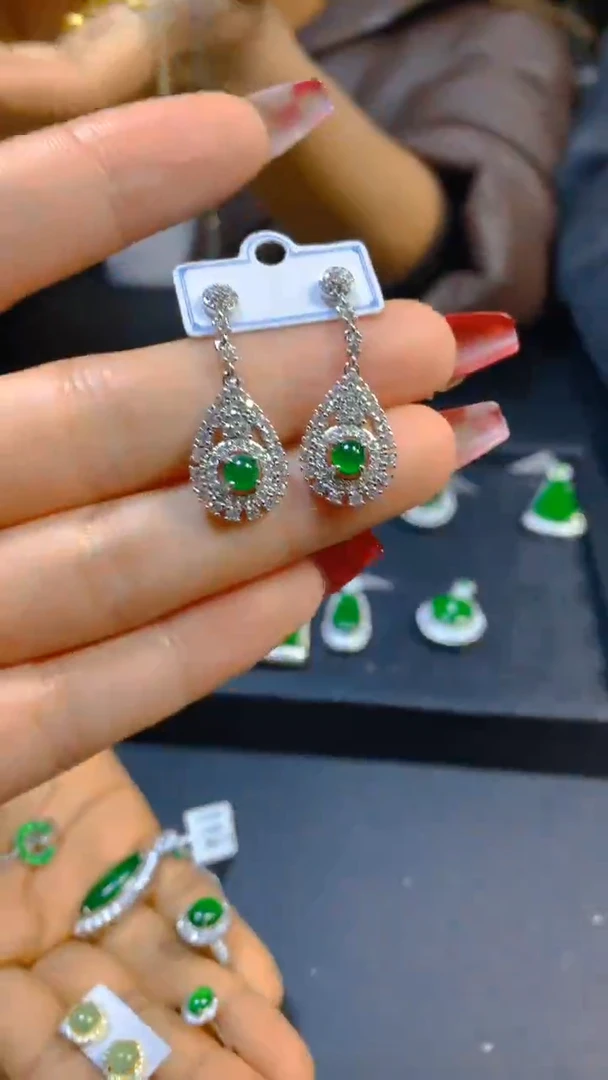 【闪购商品】翡翠耳饰未镶嵌0615631067多样性发一