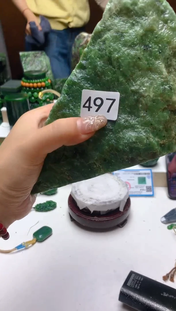 未镶嵌和田玉（碧玉）珠宝半成品0
