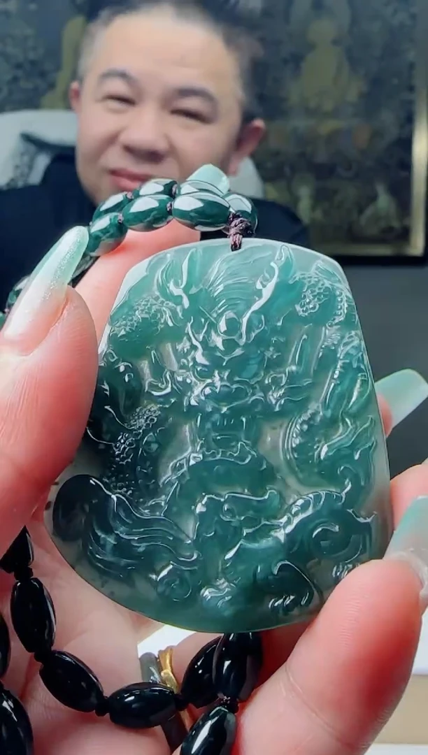 【闪购商品】翡翠颈饰未镶嵌多样性随机发其一