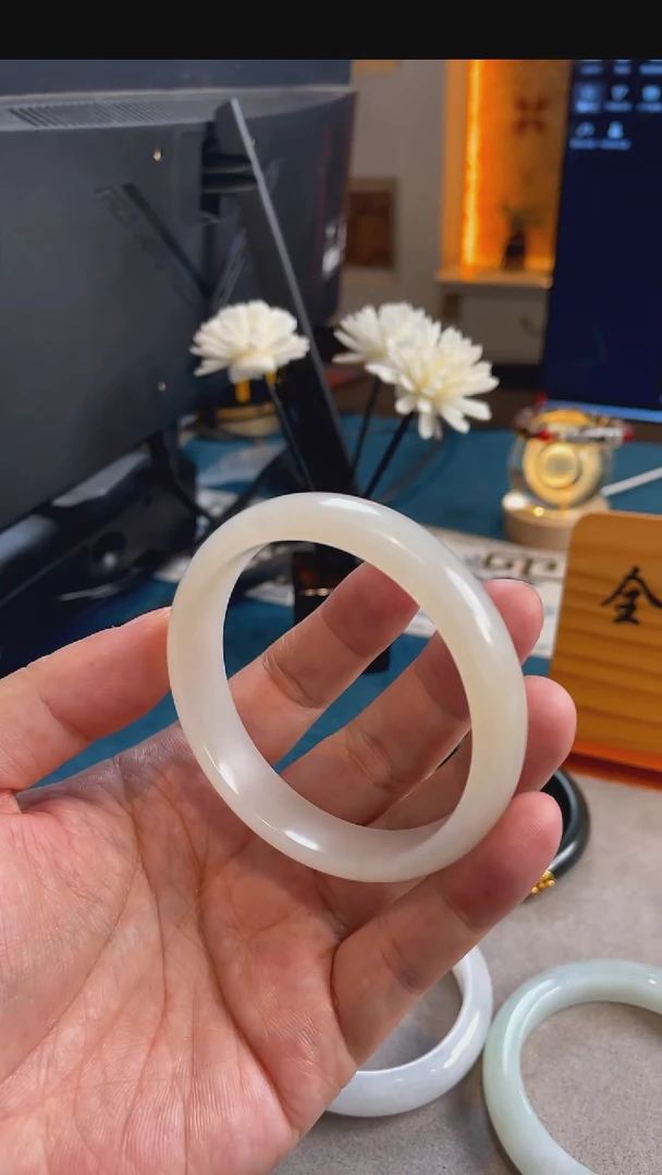 未镶嵌手镯定制和田玉1888号60圈