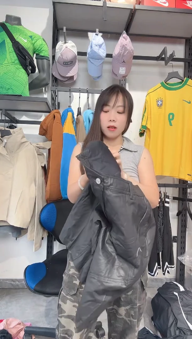1275 编码 瑕疵款直播间过款为准 尺码