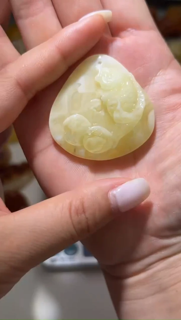 裸石琥珀未镶嵌琥珀蜜蜡吊坠