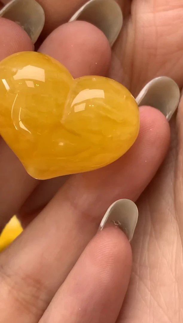 琥珀未镶嵌珠宝奇石075琥珀蜜蜡微瑕有刮痕坑