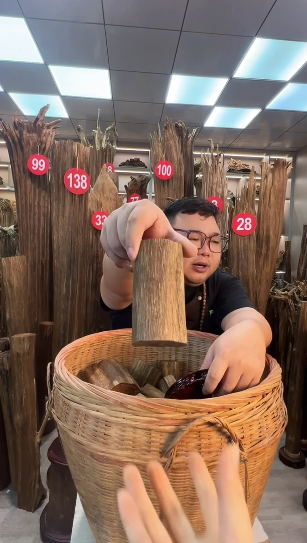 沉香碎屑沉香沉香原料摆件工艺品