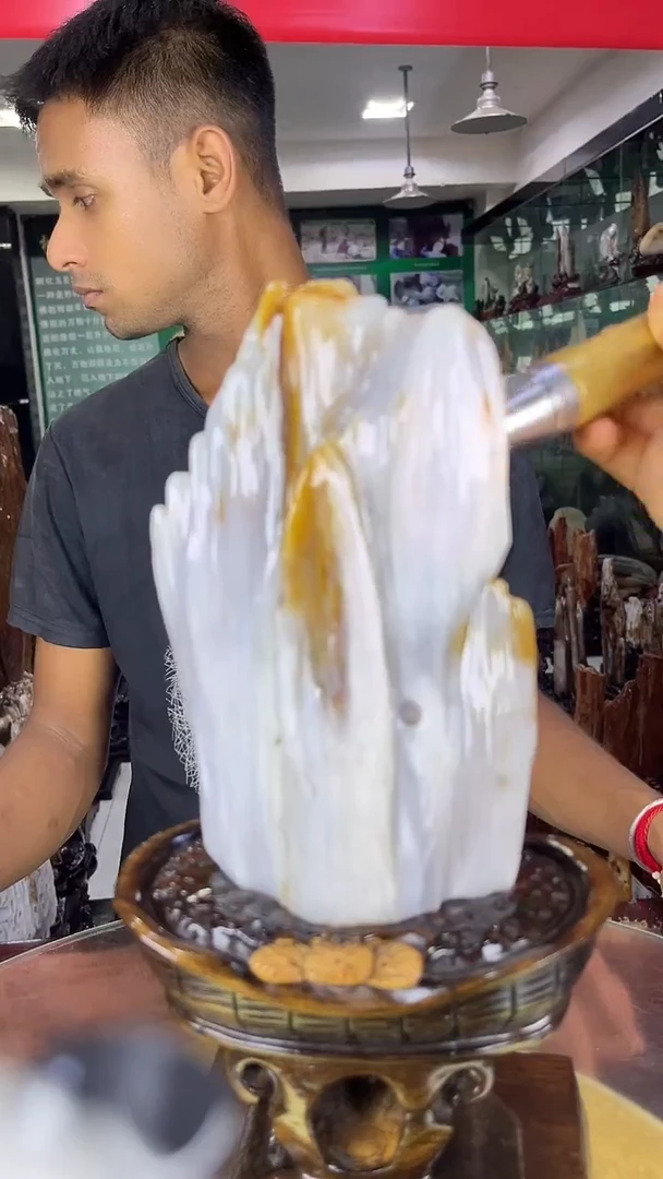 未镶嵌珠宝奇石硅化玉缅甸天然树化玉摆件
