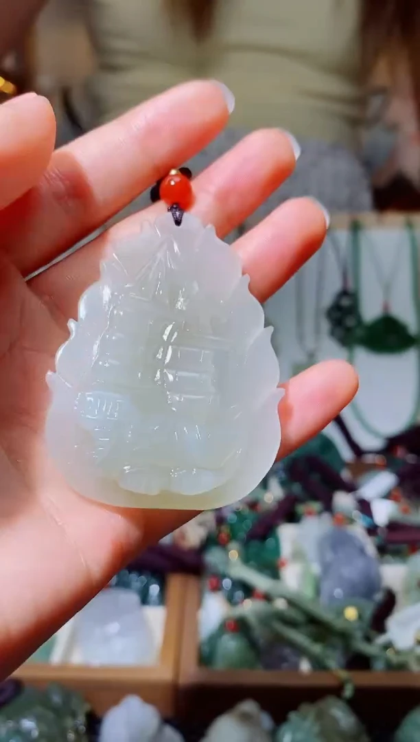 颈饰未镶嵌和田玉1