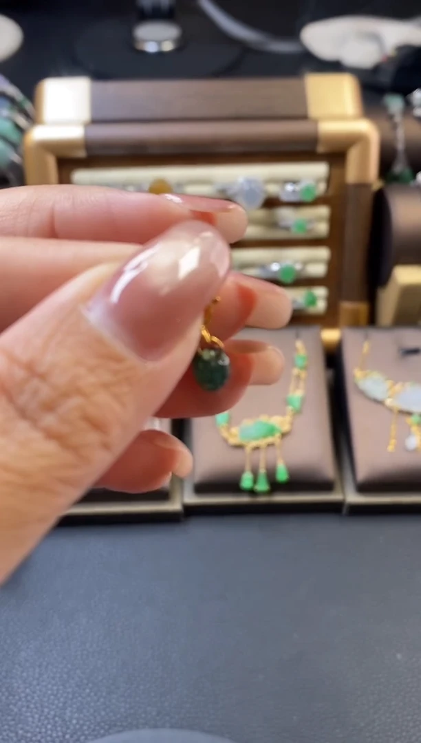 颈饰银S925镶嵌翡翠16224