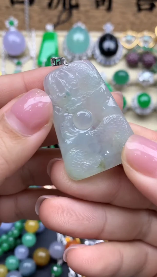 【闪购商品】翡翠颈饰18K金镶嵌379-中国好珍宝