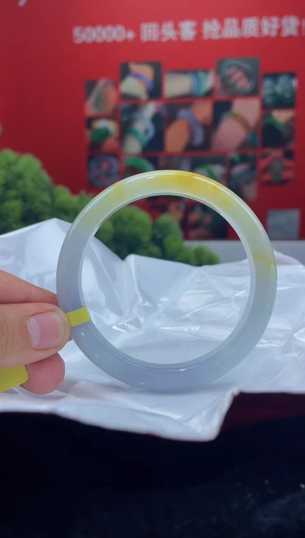 翡翠手镯未镶嵌2手镯