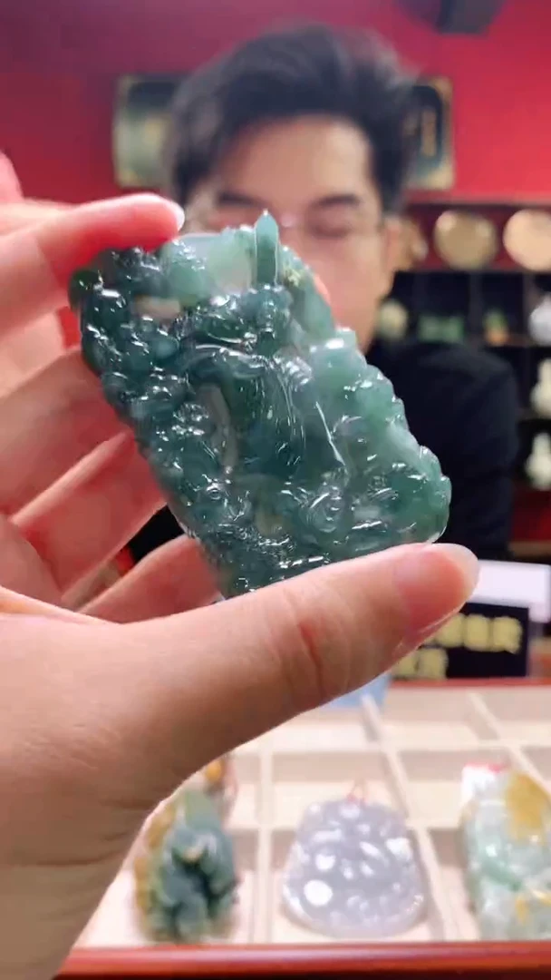 定制翡翠未镶嵌翡翠A货 多样性发其一