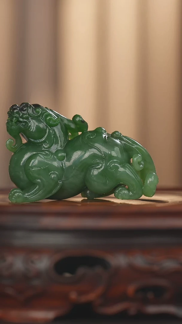 未镶嵌和田玉摆件和田玉