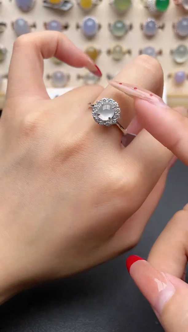 【闪购商品】翡翠戒指银S925镶嵌一物一证一礼盒