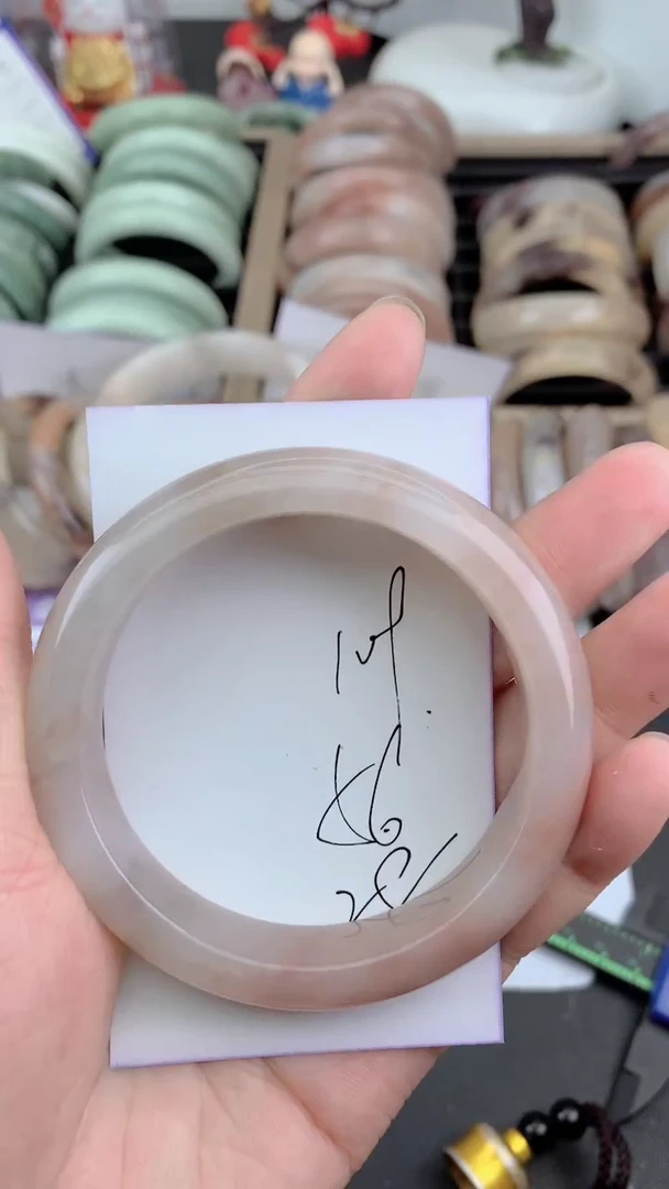 未镶嵌手镯石英质玉109