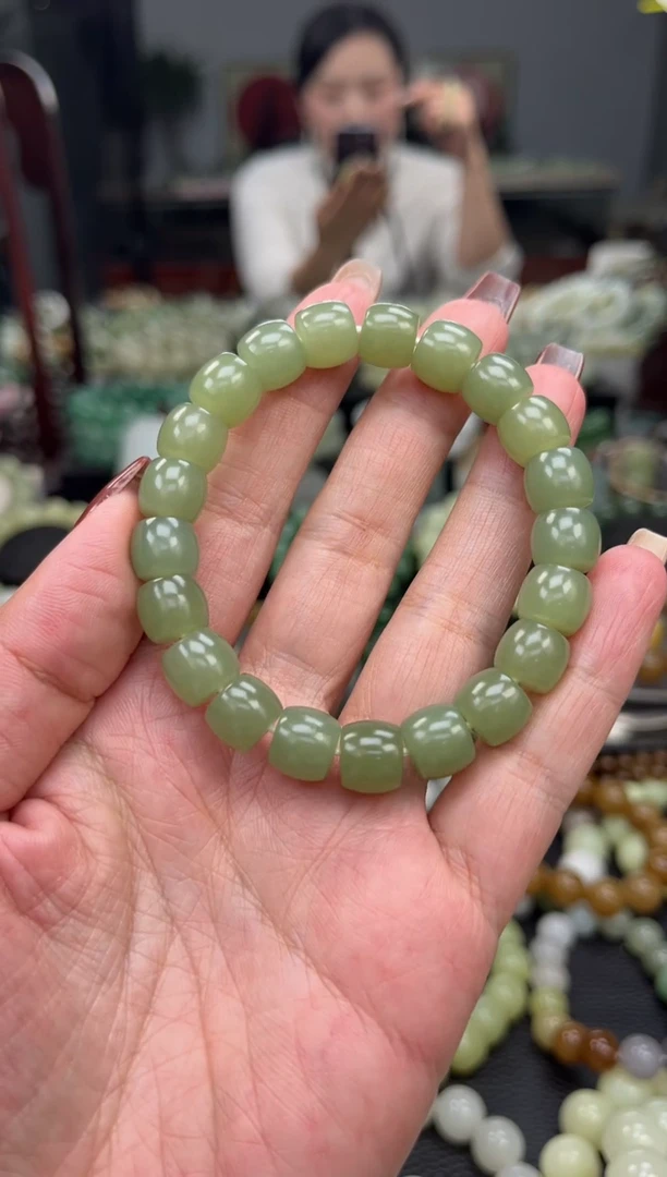 【闪购商品】和田玉手串未镶嵌新疆若羌青黄口卡10