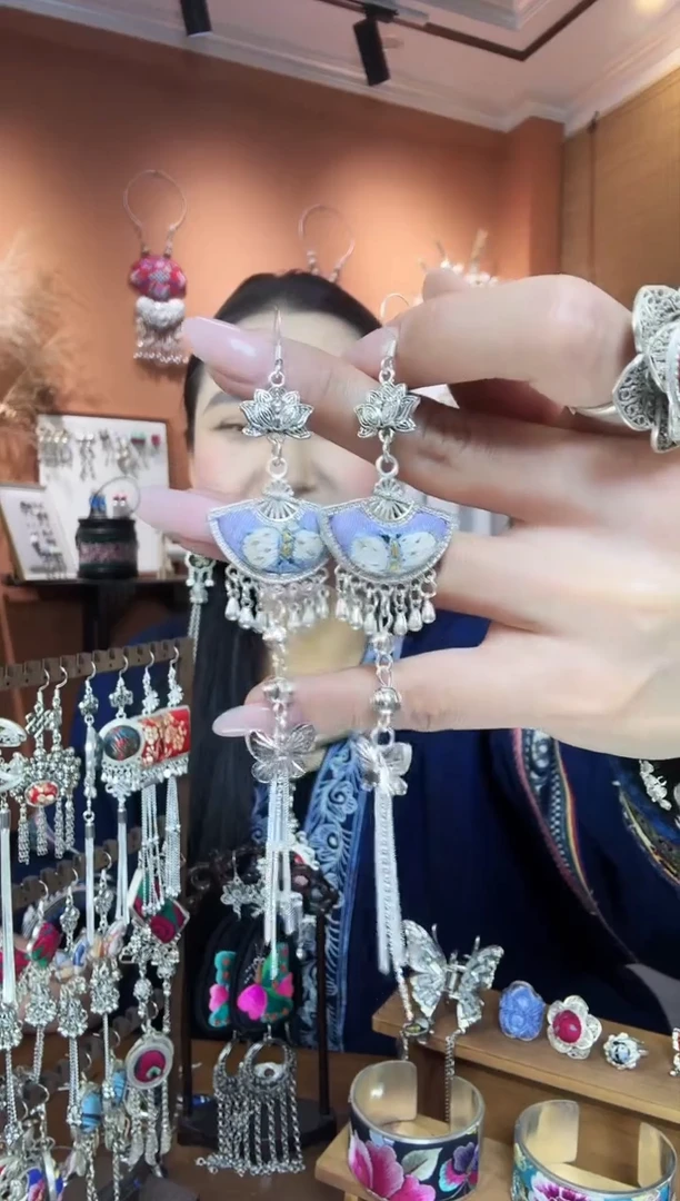 【闪购商品】织绣纯手工民族风耳环