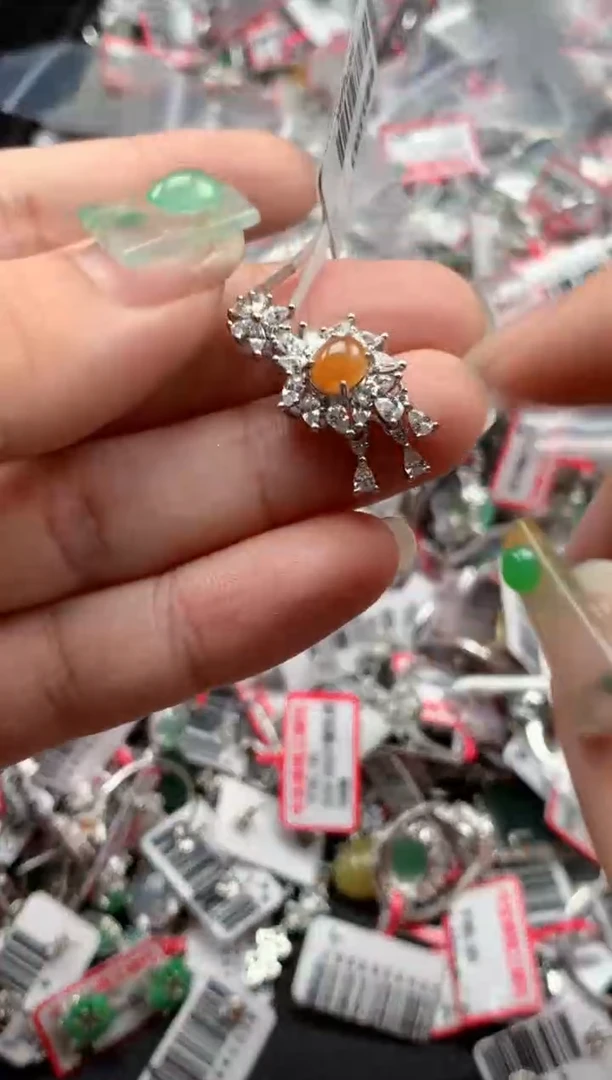 银S925镶嵌戒指翡翠天然A货缅甸翡翠