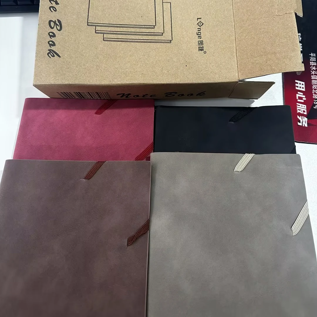 1-1-A5羊巴笔插绑带本  横线内页 96张 颜色随机