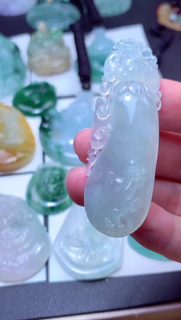 颈饰未镶嵌翡翠天然A货翡翠