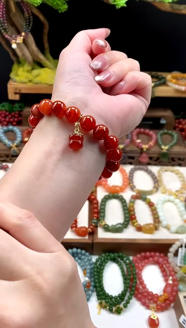 未镶嵌玛瑙手饰柿子