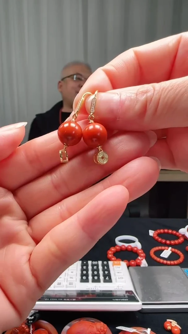 银S925镶嵌多样性发一件南红玛瑙11mm南红保山耳饰