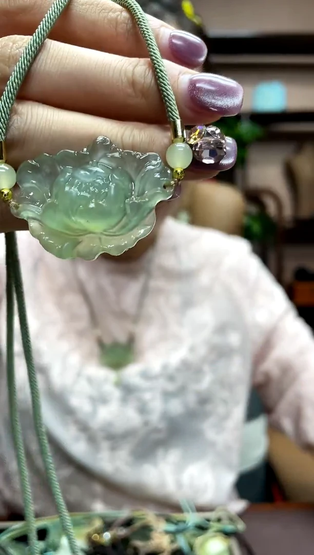 岫玉未镶嵌吊坠多样性发货其中发一