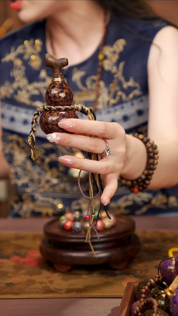 212易林大漆开口小葫芦--328