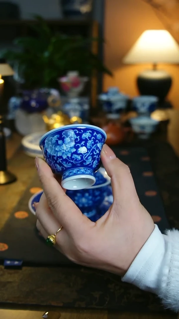 蓝地踏水牡丹杯000