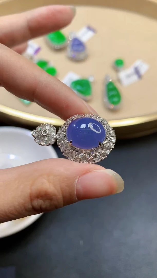 【闪购商品】翡翠戒指18K金镶嵌多样性发一件0176