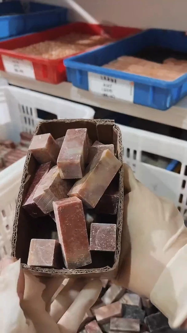 老挝石太*雨瑕疵不规则章 10方（瑕疵老师看好下单哦）